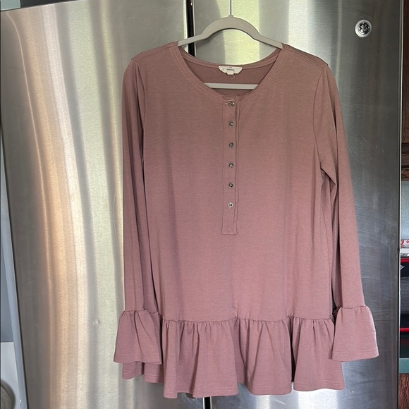 entro Tops - Entro Women’s Dusty Mauve Bell Sleeve Ruffled Tunic